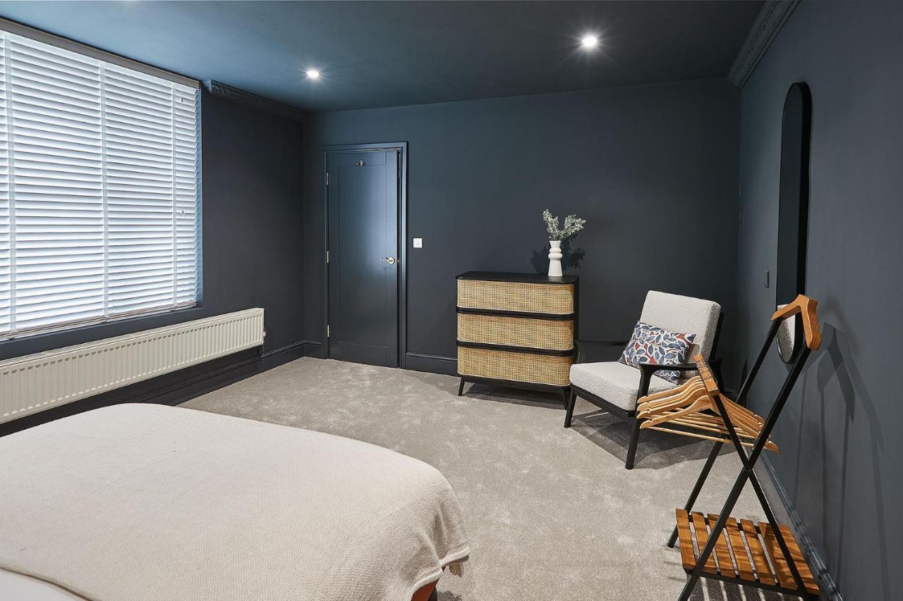Host & - Sundowner Apartment *